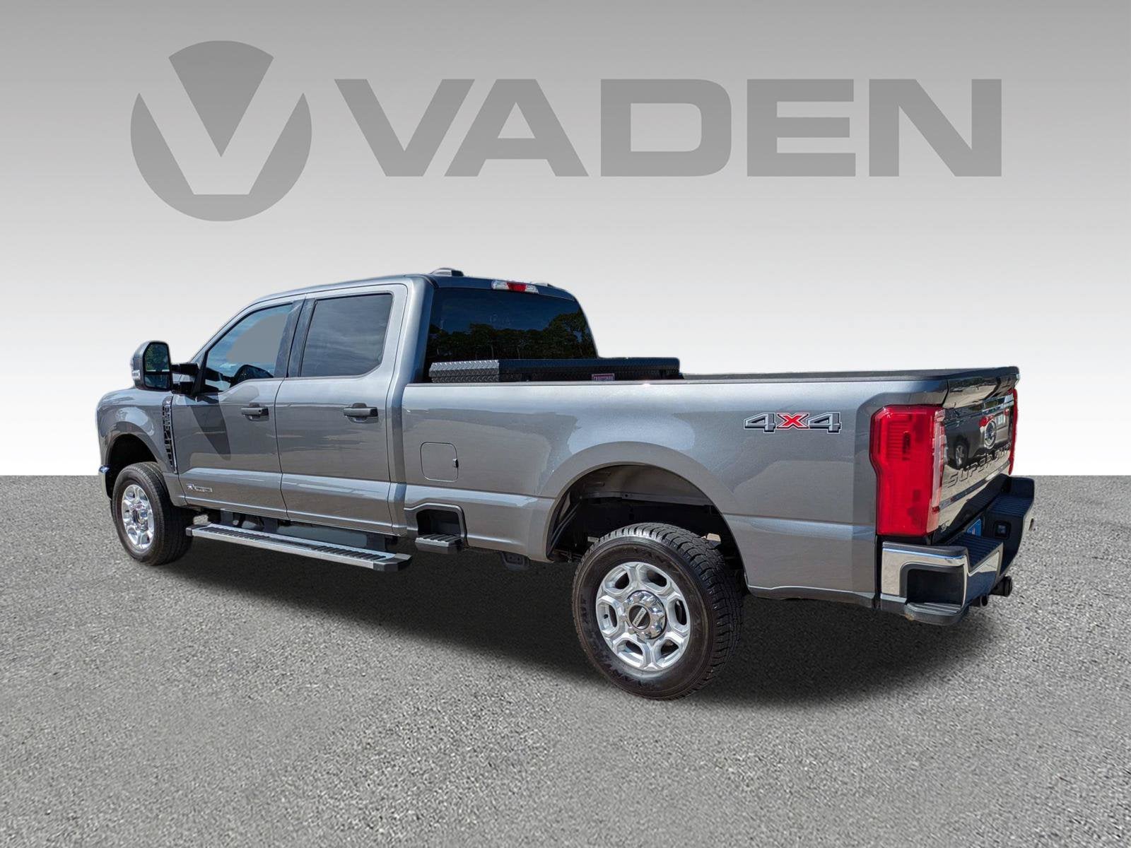 2025 Ford Super Duty F-250 SRW XLT