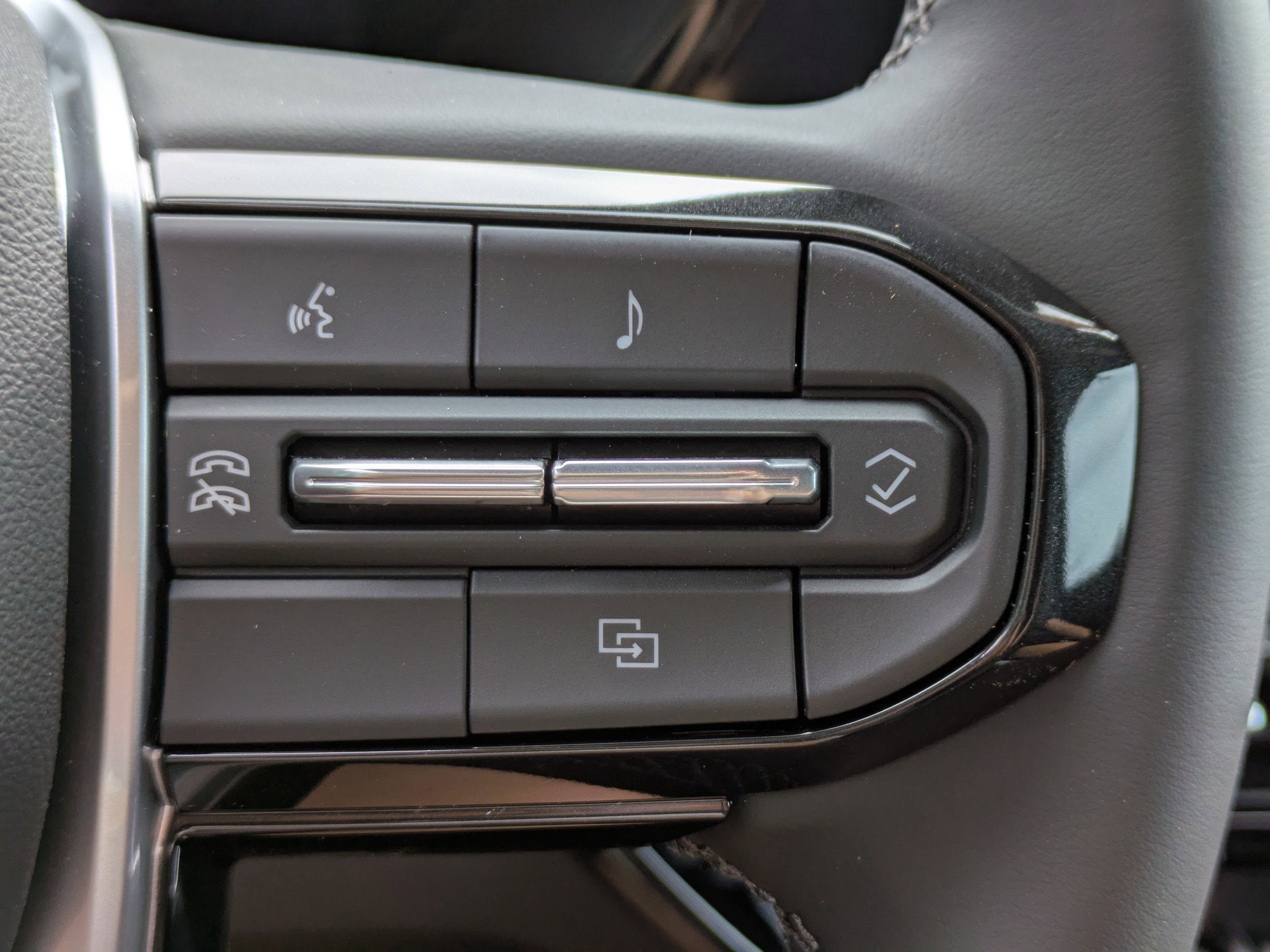 2024 Chevrolet Colorado 4WD LT