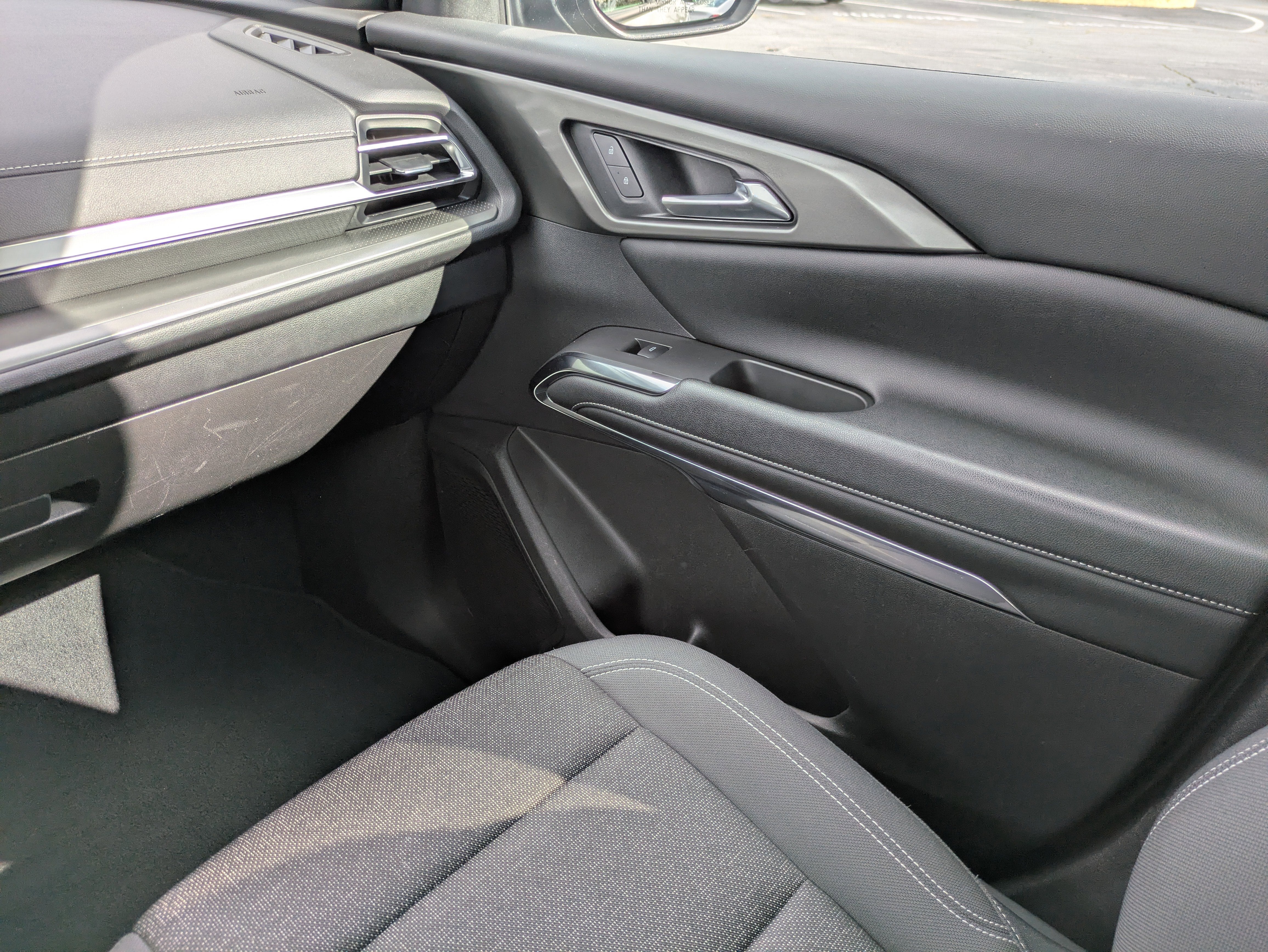 2024 Chevrolet Traverse FWD LT