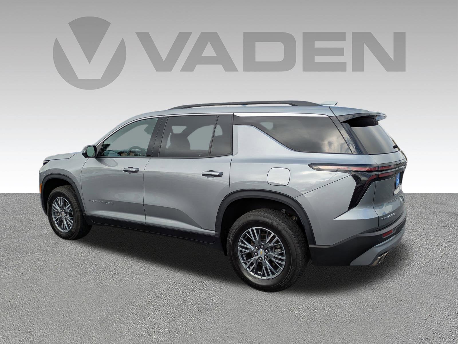 2024 Chevrolet Traverse FWD LT