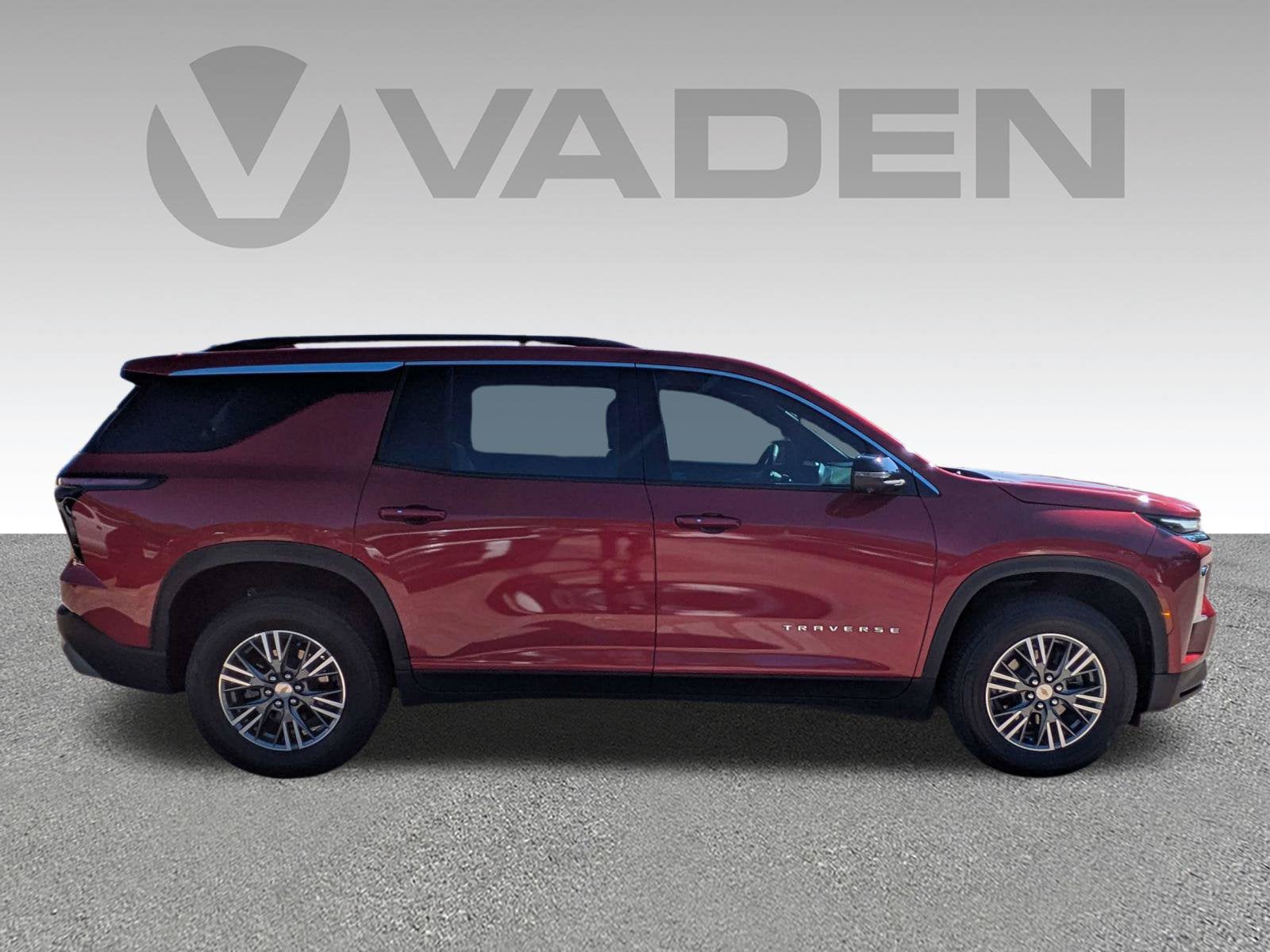 2024 Chevrolet Traverse FWD LT