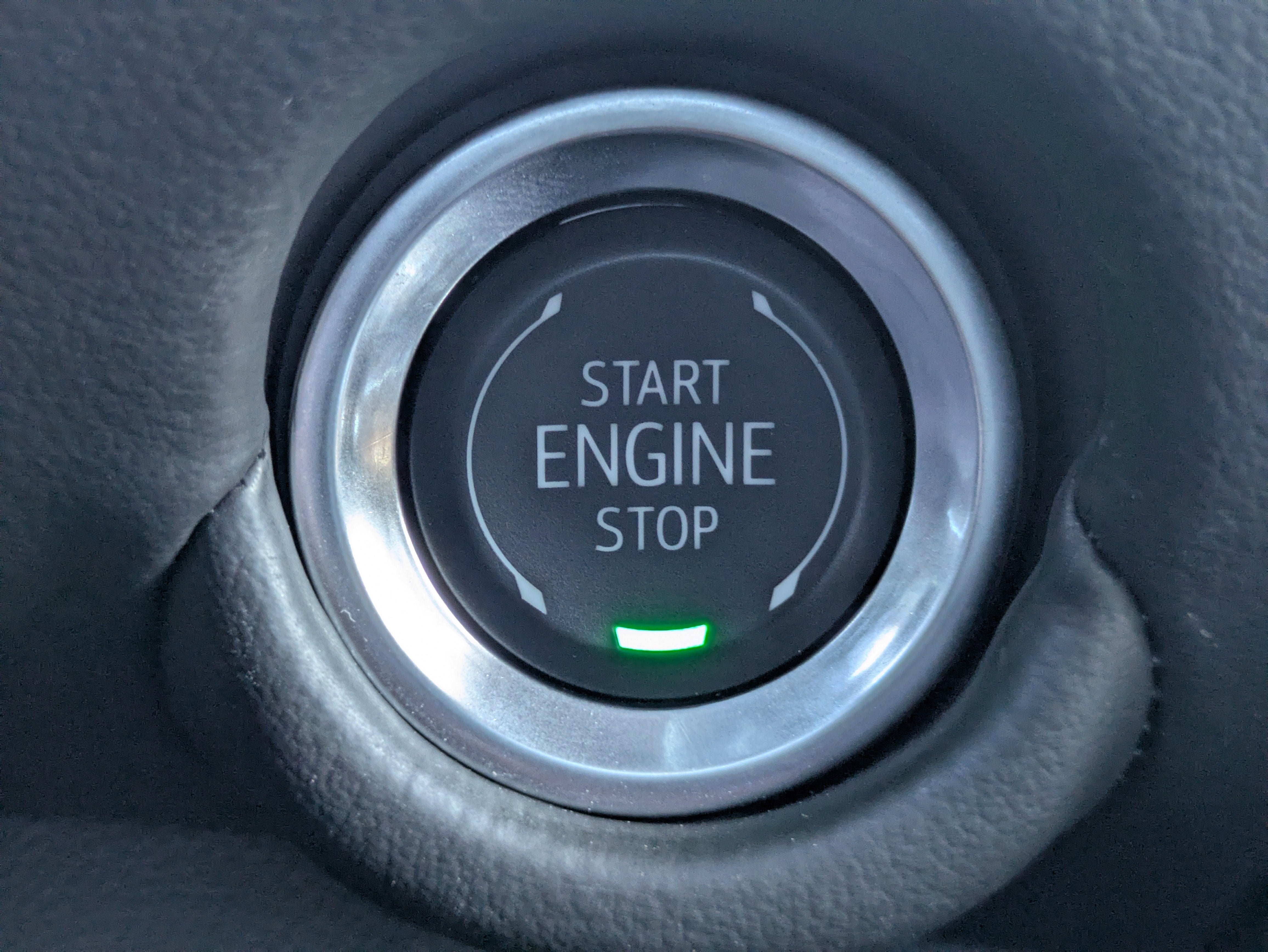 2025 Chevrolet Suburban LS