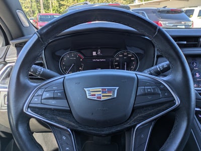 2023 Cadillac XT5 FWD Premium Luxury