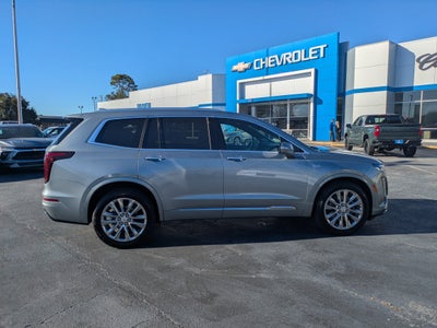 2025 Cadillac XT6 FWD Premium Luxury