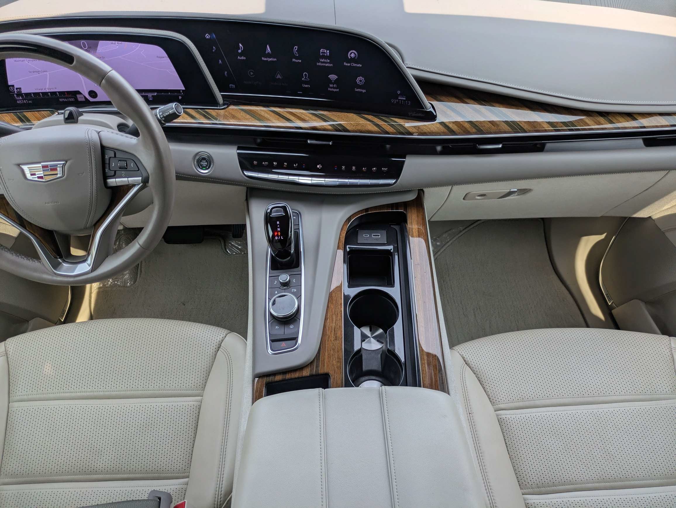 2023 Cadillac Escalade ESV 4WD Sport Platinum