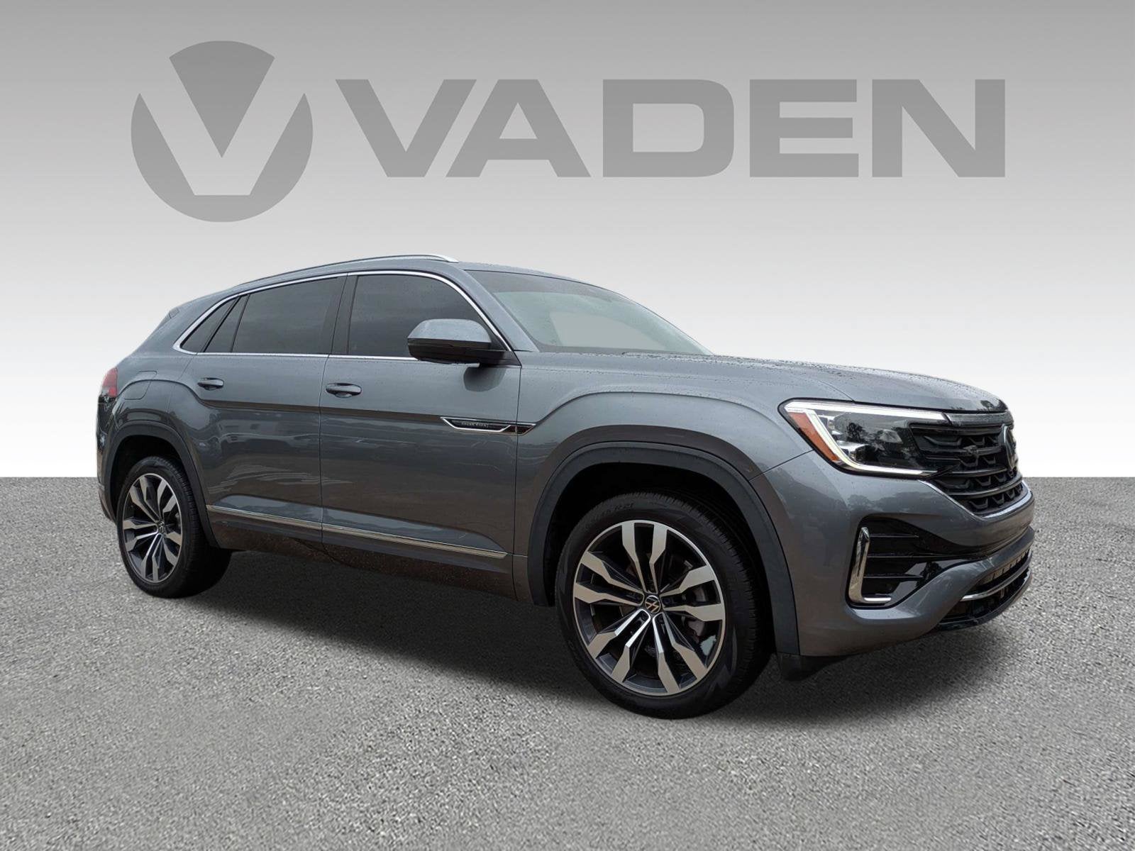 2024 Volkswagen Atlas Cross Sport 2.0T SEL R-Line