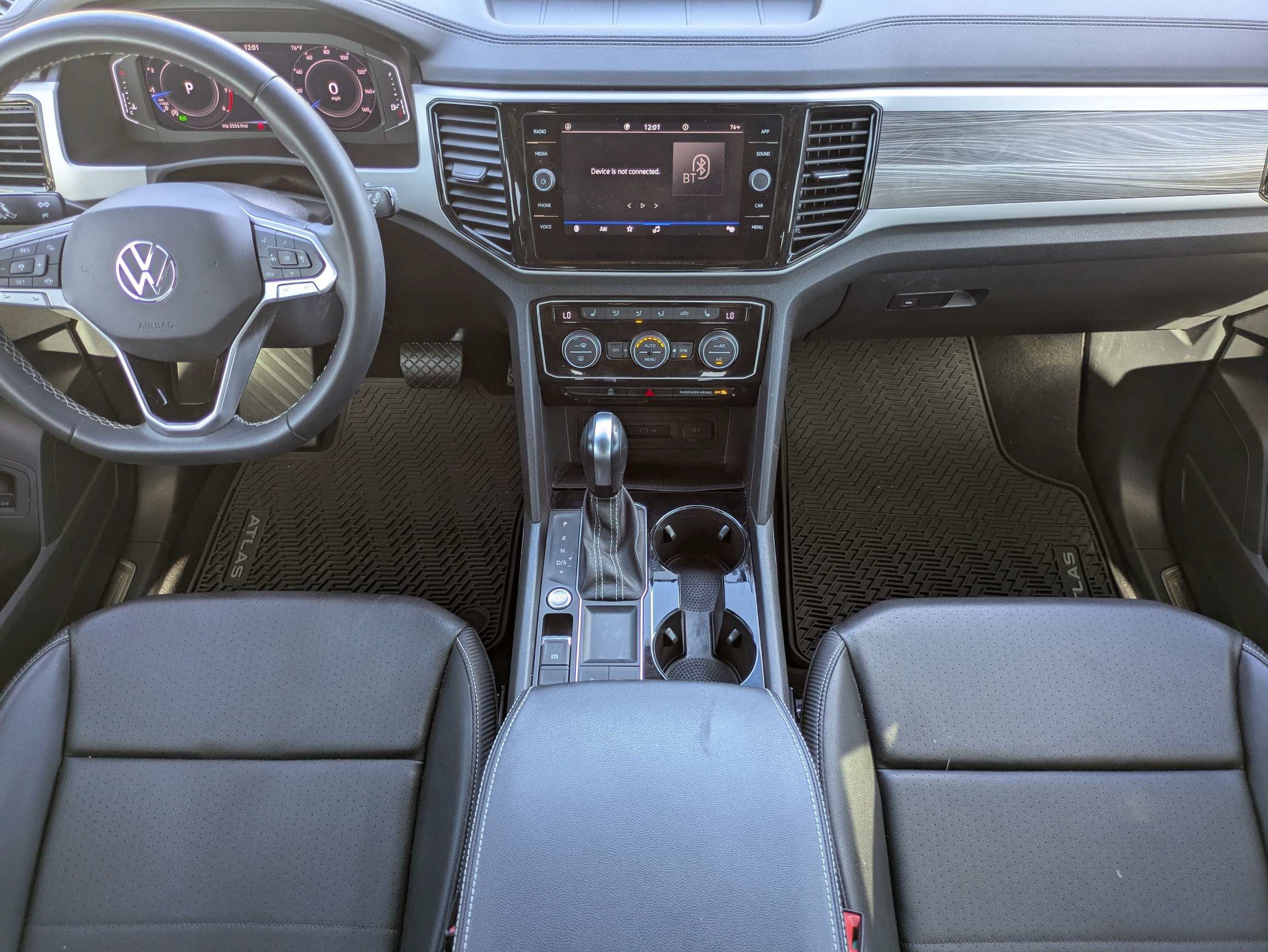 2023 Volkswagen Atlas Cross Sport 2.0T SE w/Technology