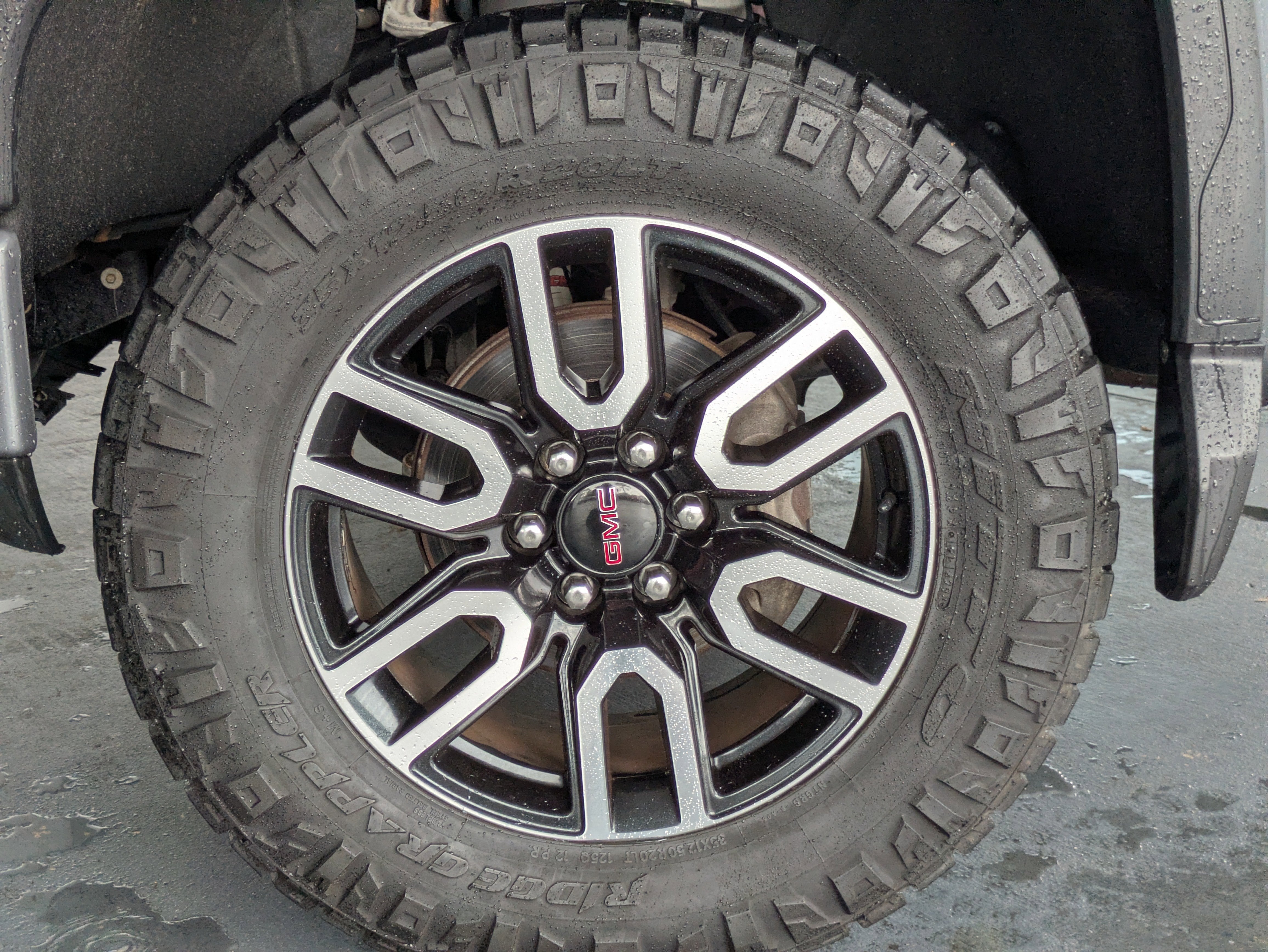 2021 GMC Sierra 1500 AT4