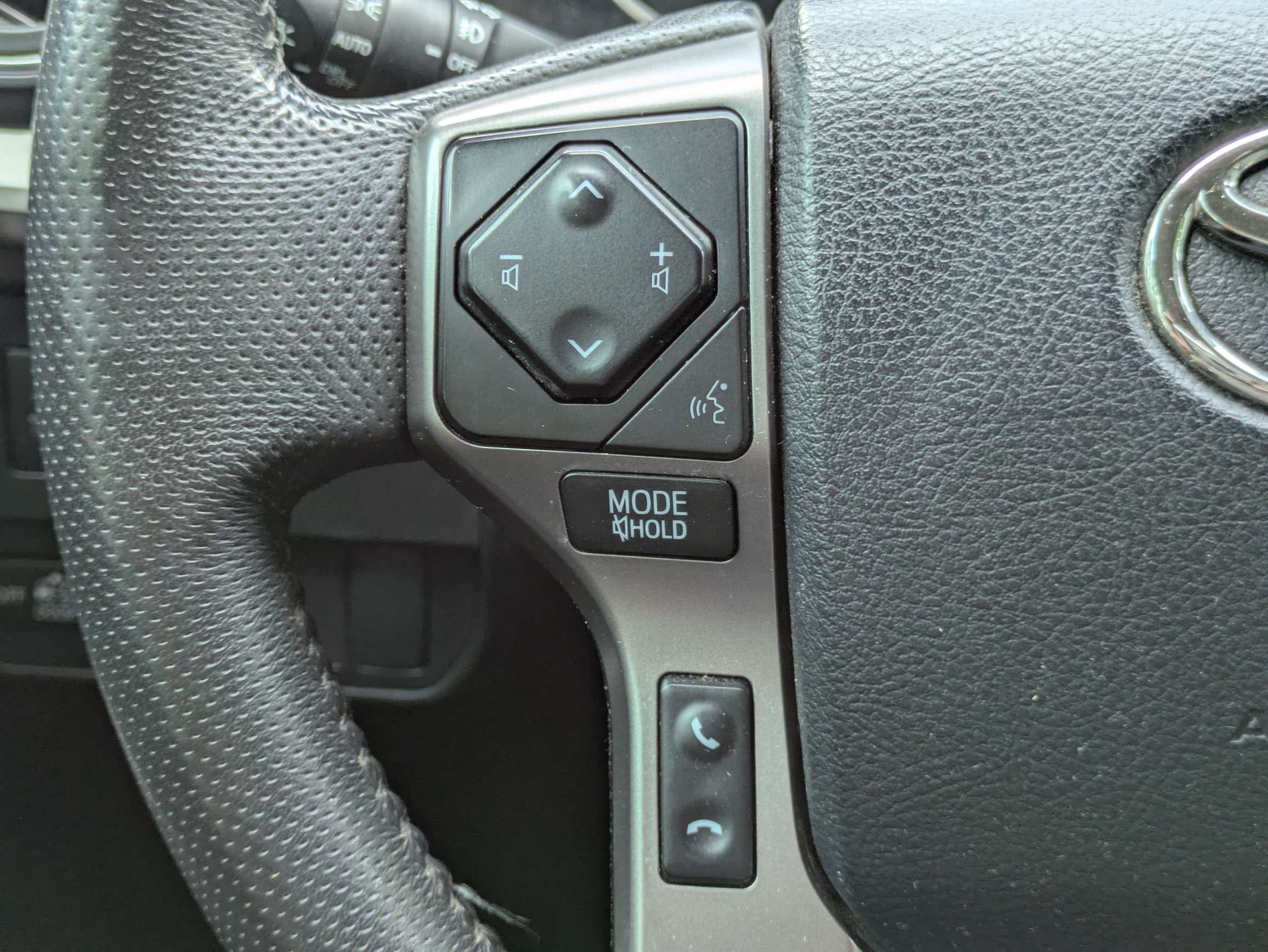 2023 Toyota Tacoma 4WD SR5