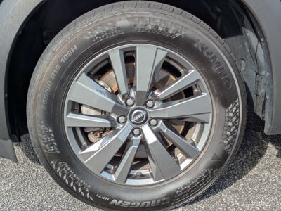 2024 Nissan Pathfinder S