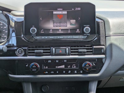 2024 Nissan Pathfinder SV
