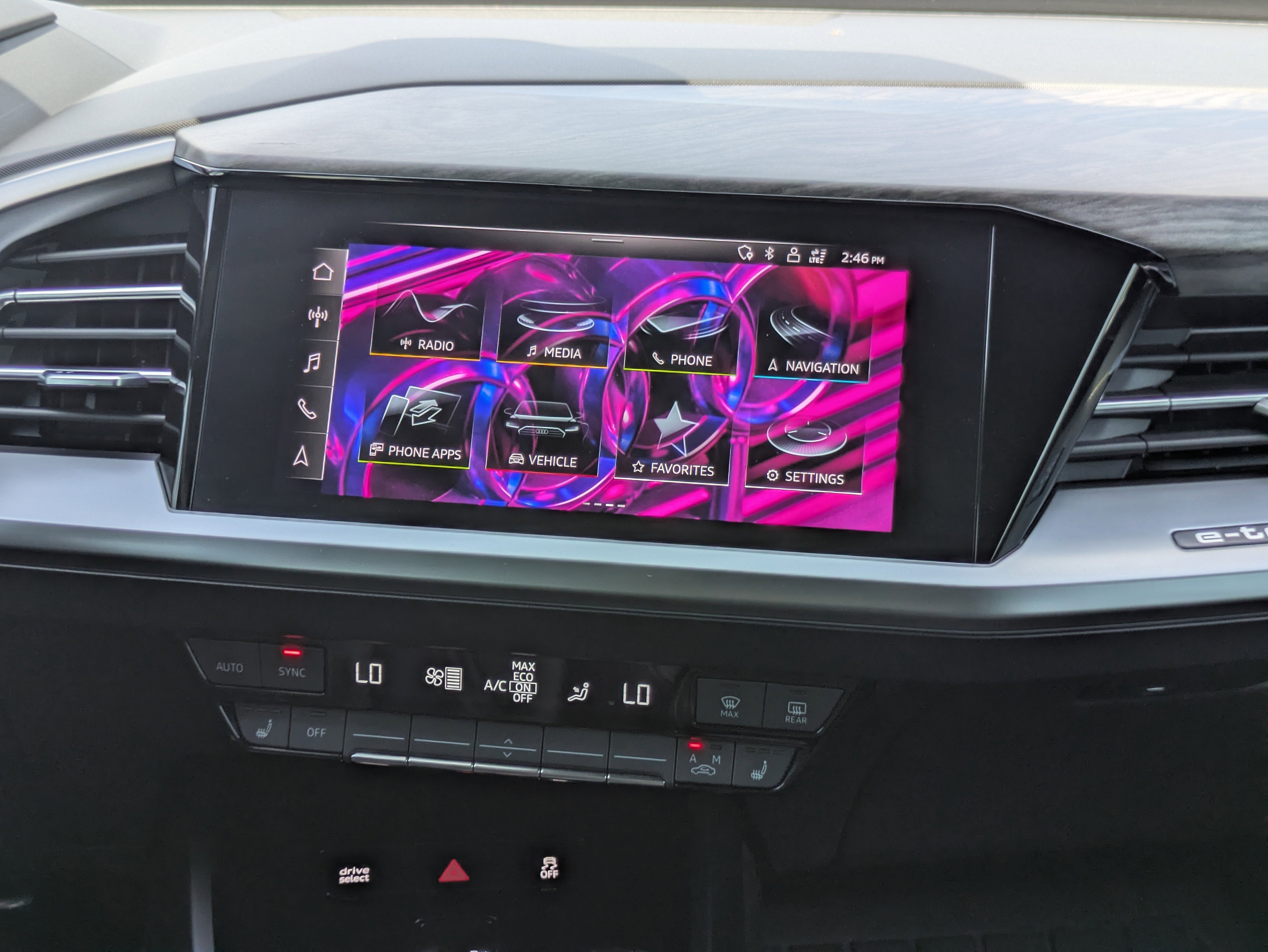 2022 Audi Q4 e-tron Premium Plus