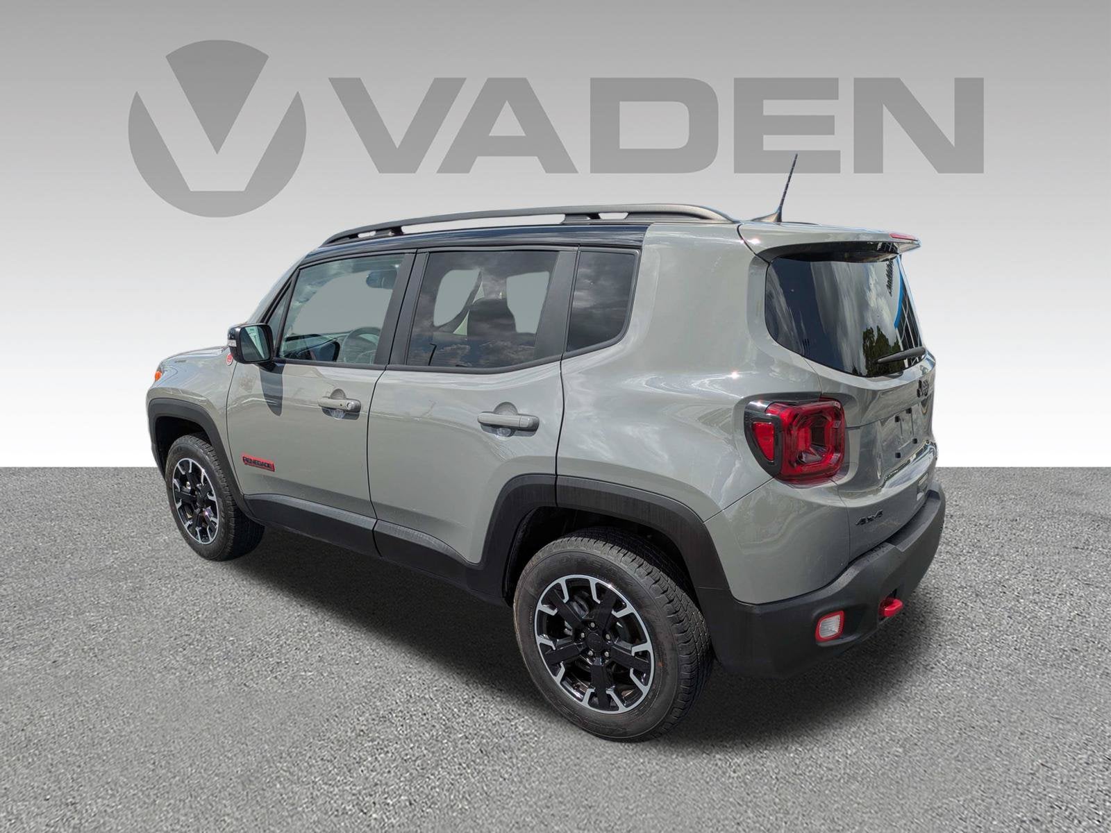 2023 Jeep Renegade Trailhawk