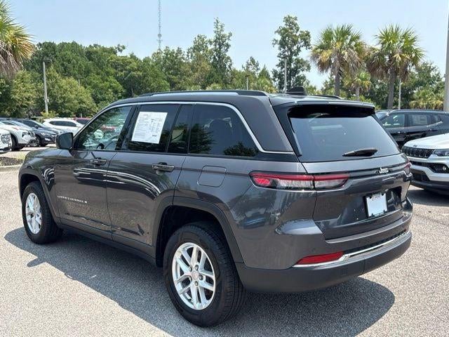 2023 Jeep Grand Cherokee Laredo 4x2