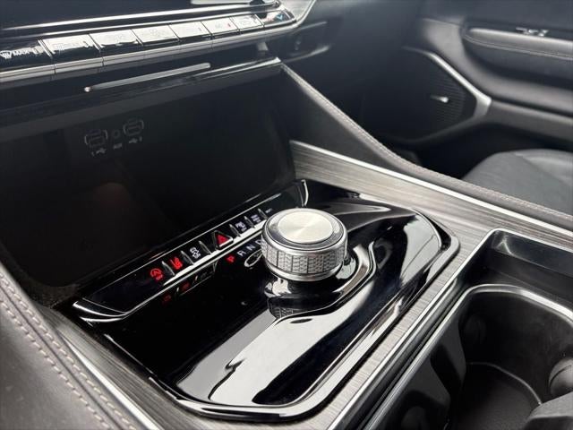 2023 Jeep Wagoneer Series II 4x2