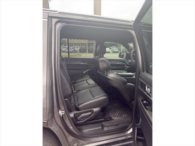 2023 Jeep Wagoneer Series II 4x2