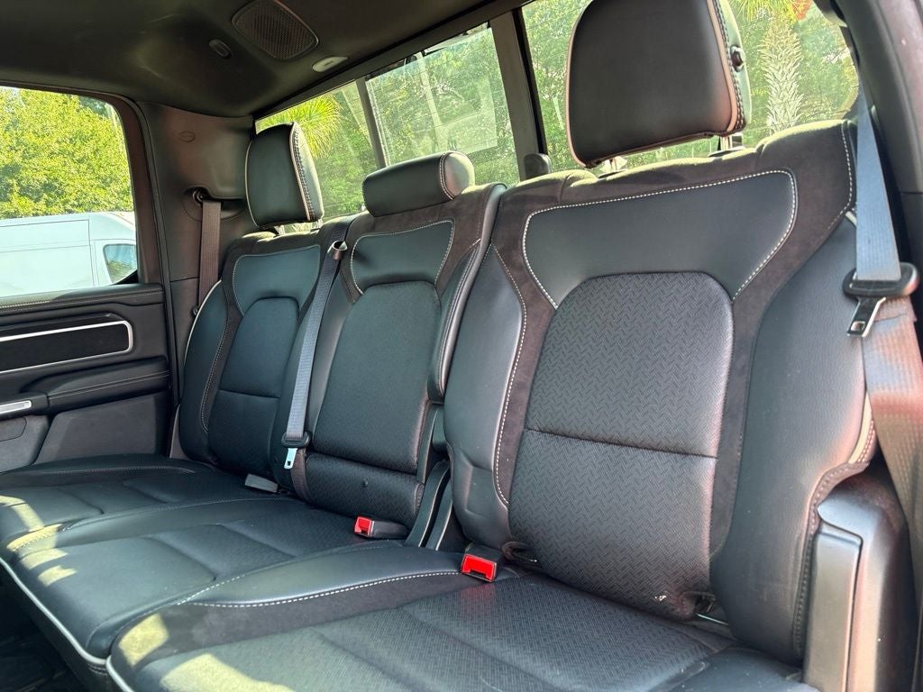 2022 RAM 1500 Laramie Crew Cab 4x2 5'7' Box