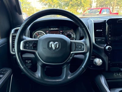 2022 RAM 1500 Laramie Crew Cab 4x2 5'7' Box