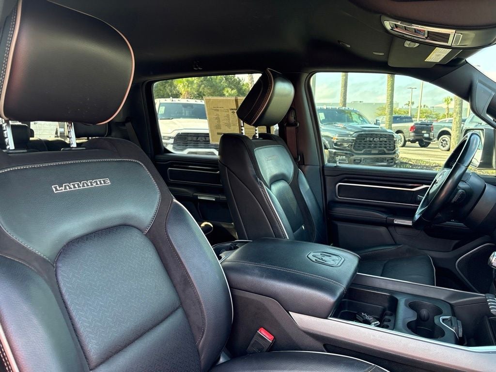 2022 RAM 1500 Laramie Crew Cab 4x2 5'7' Box