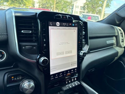 2022 RAM 1500 Laramie Crew Cab 4x2 5'7' Box