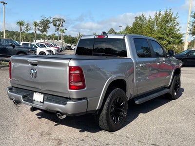 2022 RAM 1500 Laramie Crew Cab 4x2 5'7' Box