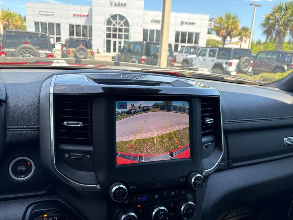 2022 RAM 1500 Laramie Crew Cab 4x4 5'7' Box