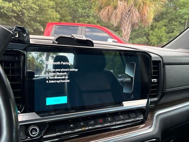 2023 Chevrolet Silverado 1500 4WD Crew Cab Standard Bed LT