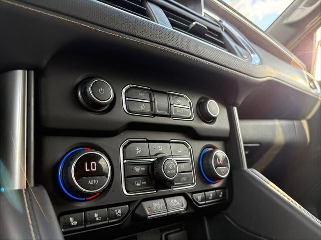 2023 Chevrolet Suburban 2WD Premier