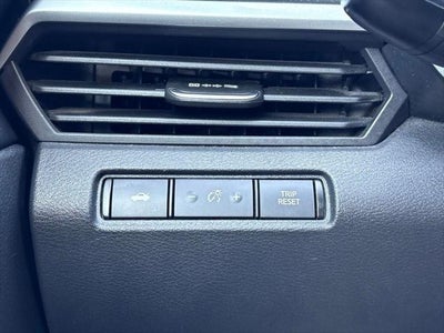 2022 Nissan Altima SR FWD