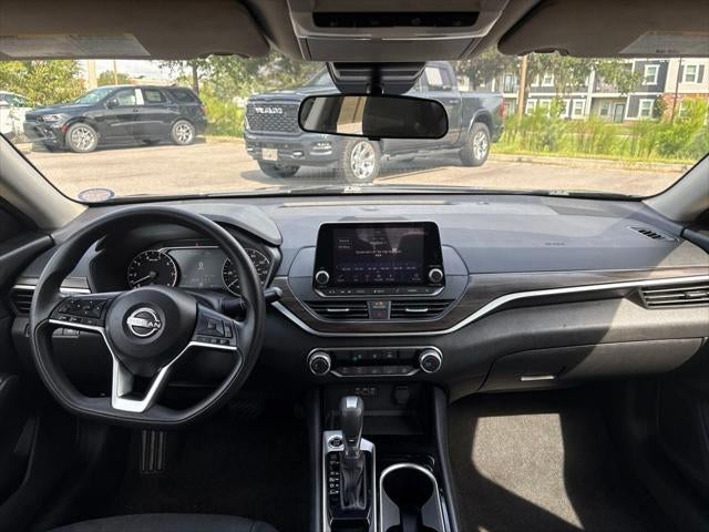 2024 Nissan Altima SV FWD