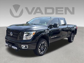 2017 Nissan TITAN XD PRO-4X Diesel