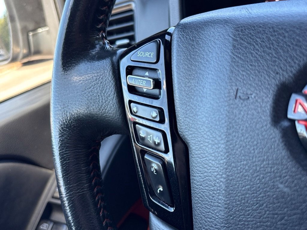 2023 Nissan Frontier Crew Cab PRO-4X 4x4