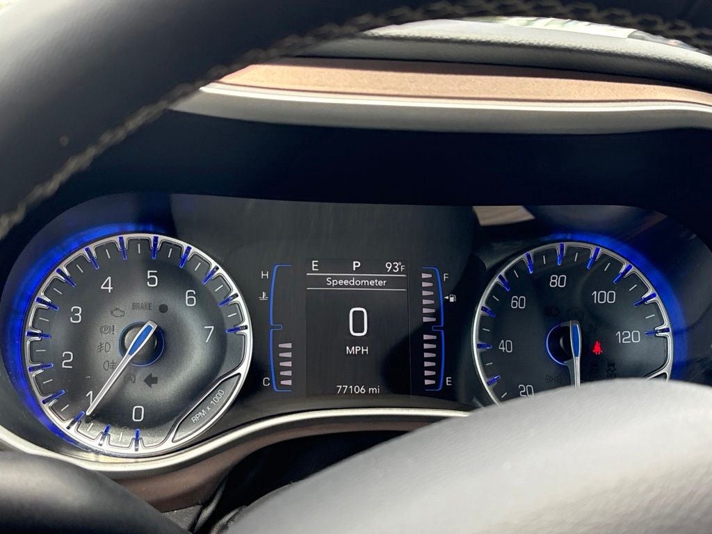2023 Chrysler Voyager LX