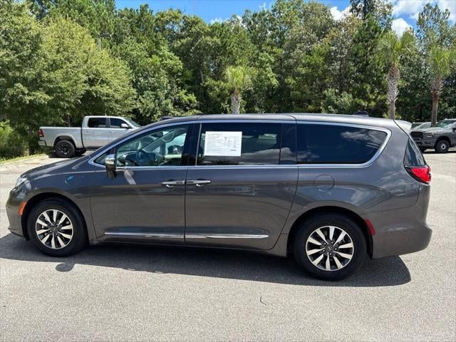 2023 Chrysler Pacifica Hybrid Limited