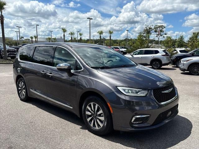 2023 Chrysler Pacifica Hybrid Limited