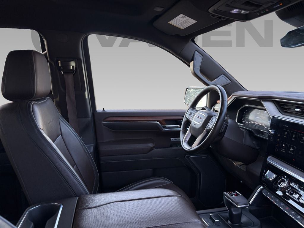 2023 GMC Sierra 1500 4WD Crew Cab Short Box Denali