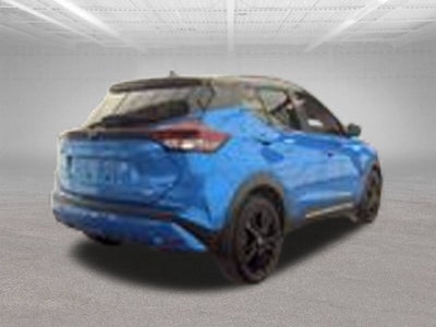 2023 Nissan Kicks SR Xtronic CVT