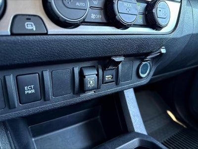 2022 Toyota Tacoma SR5 V6