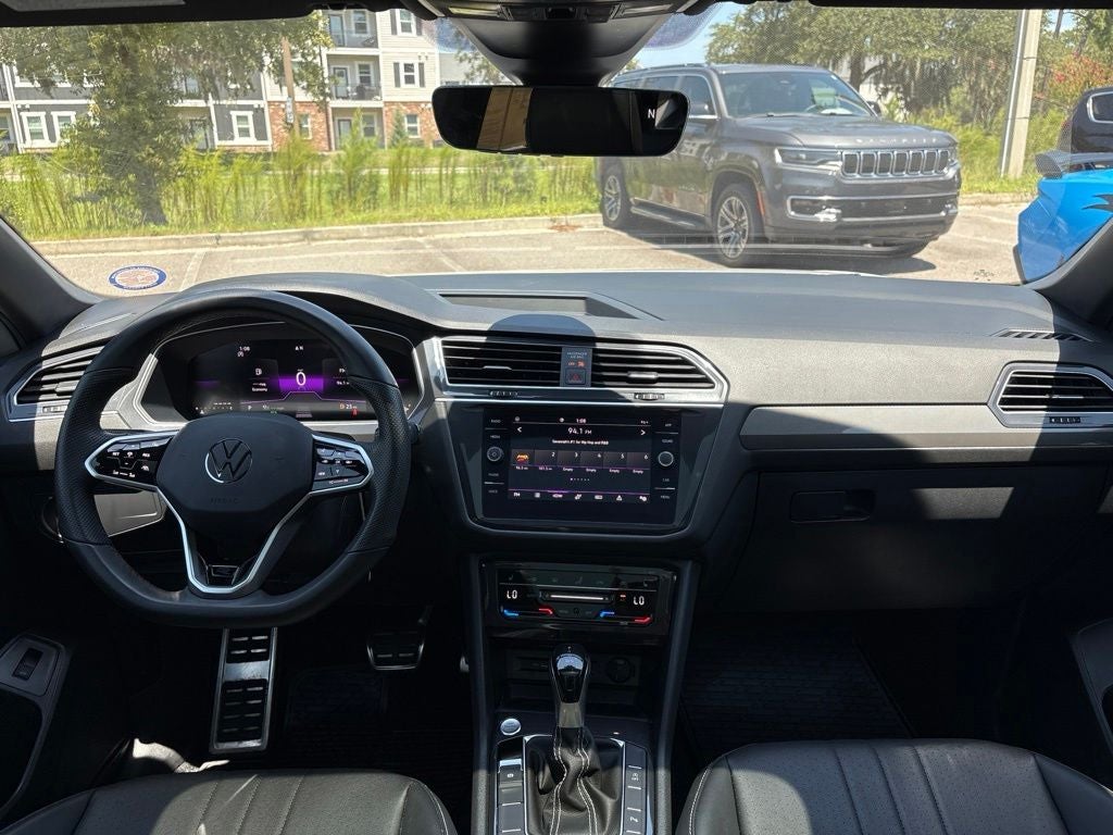 2024 Volkswagen Tiguan 2.0T SE R-Line Black