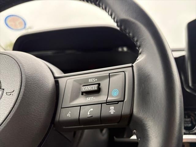 2025 Nissan Pathfinder SV FWD