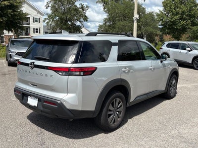 2025 Nissan Pathfinder SV 4WD