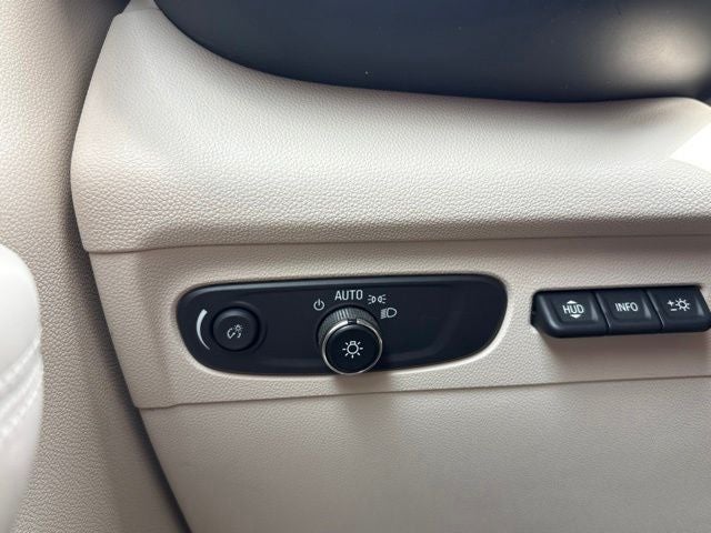2021 Buick Envision FWD Essence