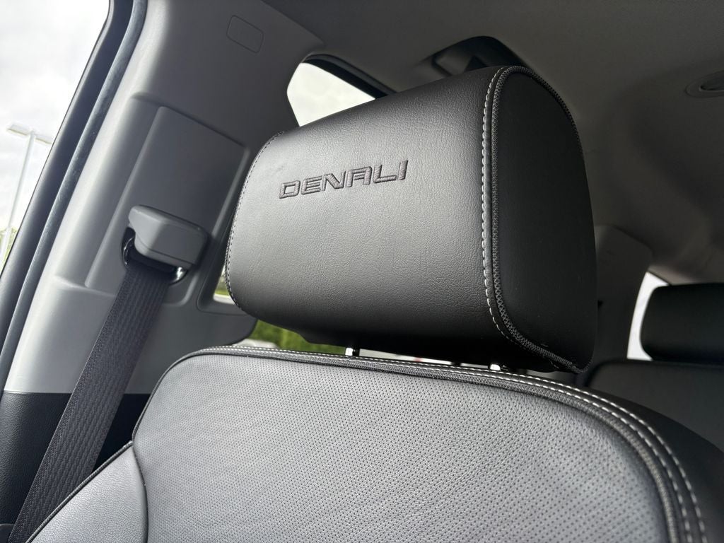 2017 GMC Yukon XL Denali