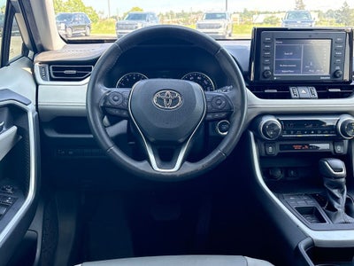 2021 Toyota RAV4 XLE Premium