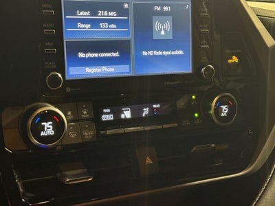 2022 Toyota Highlander LE