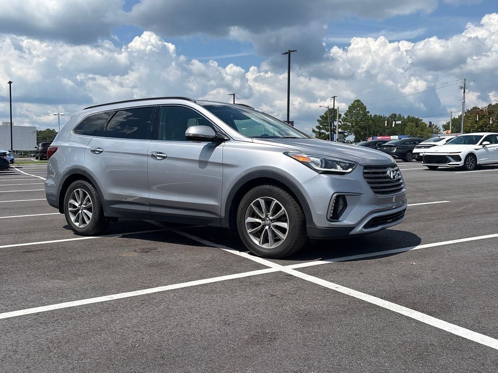 2018 Hyundai Santa Fe SE