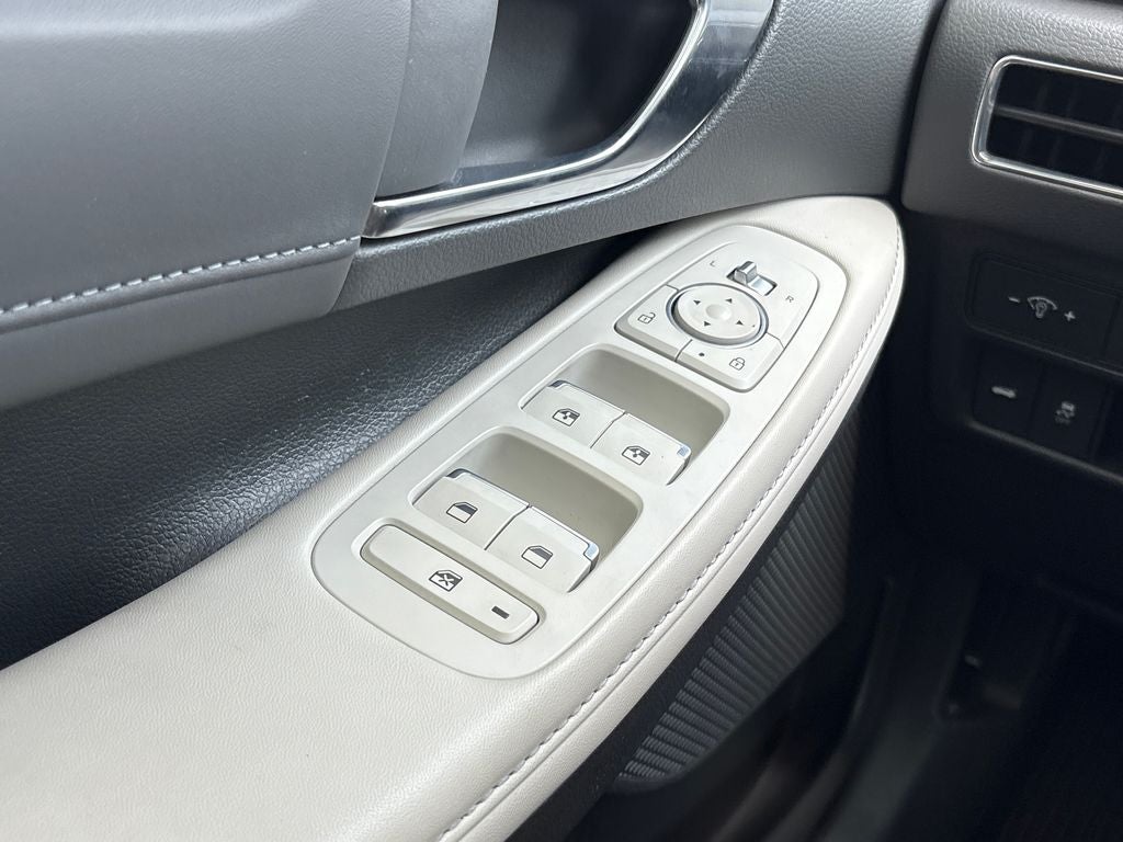 2023 Hyundai Sonata Hybrid Limited