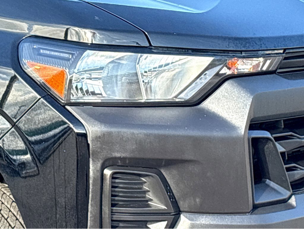 2023 Chevrolet Colorado WT