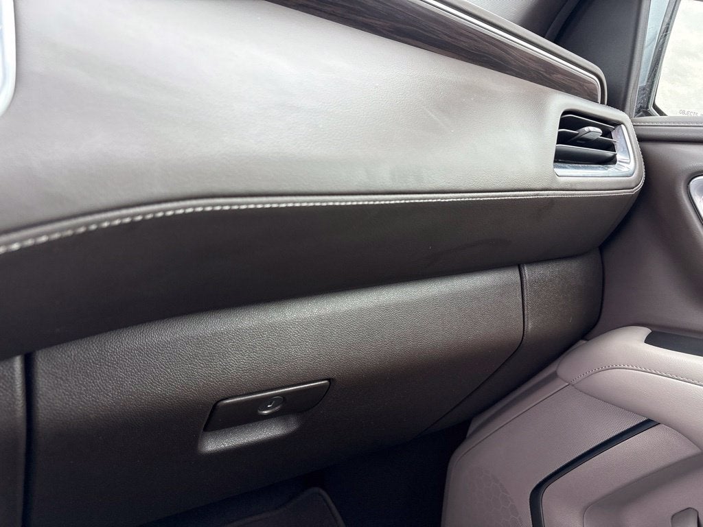 2021 Chevrolet Suburban LS