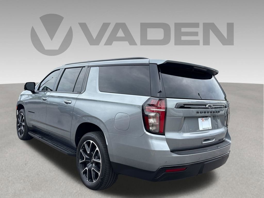 2023 Chevrolet Suburban RST